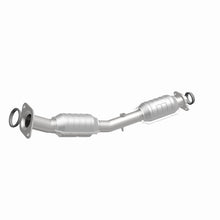 Load image into Gallery viewer, Magnaflow Conv DF 07-12 Nissan Versa 1.8L
