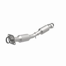 Load image into Gallery viewer, Magnaflow 13-15 Nissan Sentra 1.8L California Grade CARB Compliant DF Catalytic Converter
