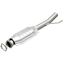 Load image into Gallery viewer, MagnaFlow Conv DF 05-09 Escape/Trib 3.0 Rear

