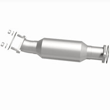 Load image into Gallery viewer, Magnaflow 07-09 Hyundai Santa Fe 3.3L Direct Fit Converter
