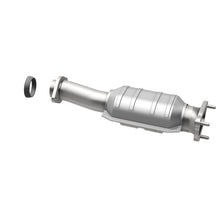 Load image into Gallery viewer, MagnaFlow Conv DF 04-06 Ford Ranger Rear Assy / 04-06 Mazda B3000/B4000 Rear Assy
