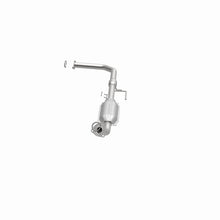 Load image into Gallery viewer, Magnaflow Conv DF 00-02 Tundra 4.7L 4WD FL
