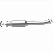 Load image into Gallery viewer, Magnaflow 05-06 Nissan Titan 5.6L Direct Fit Converter

