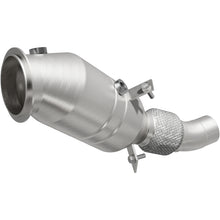 Load image into Gallery viewer, Magnaflow Conv DF 2014 228i 2.0L Close Coupled
