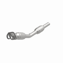 Load image into Gallery viewer, MagnaFlow Conv DF 03-04 Vibe/Matrix/Corol OEM
