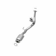 Load image into Gallery viewer, MagnaFlow Conv DF 97-98 Toyota Avalon Camry 3
