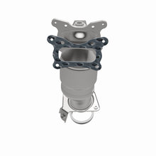 Load image into Gallery viewer, MagnaFlow 12-14 Honda CR-V 2.4L L4 GAS California Catalytic Converter Direct Fit
