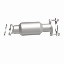 Load image into Gallery viewer, MagnaFlow Conv Direct Fit 2011 Kia Sorento 3.5 Underbody
