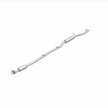 Load image into Gallery viewer, Magnaflow 16-17 Hyundai Tucson L4 2.0 OEM Underbody Direct Fit Catalytic Converter
