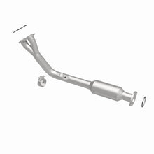 Load image into Gallery viewer, MagnaFlow Converter Direct Fit California Grade 96-98 Toyota 4Runner 2.7L
