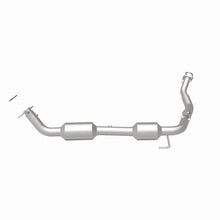 Load image into Gallery viewer, Magnaflow 07-12 Toyota Tundra 4.0L Direct Fit Converter
