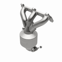 Load image into Gallery viewer, MagnaFlow Conv DF 01-04 Hyundai Santa Fe 2.7L
