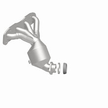 Load image into Gallery viewer, MagnaFlow Conv Direct Fit 09-14 Sentra 2.0L Manifold
