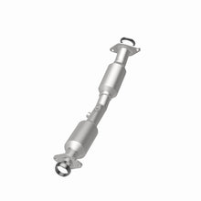 Load image into Gallery viewer, Magnaflow 13-15 Nissan Sentra 1.8L California Grade CARB Compliant DF Catalytic Converter
