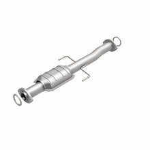 Load image into Gallery viewer, MagnaFlow Conv DF 02-03 Toyota Tacoma 2.4L

