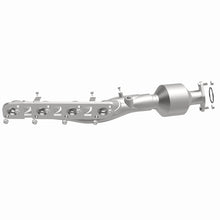 Load image into Gallery viewer, Magnaflow 16-21 Infiniti QX80 5.6L Direct-Fit Left Manifold Catalytic Converter
