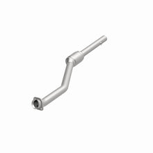 Load image into Gallery viewer, MagnaFlow Conv DF 99-00 BMW 540i 4.4L DS Rear
