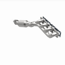 Load image into Gallery viewer, Magnaflow 05-06 Nissan Titan 5.6L Direct Fit Converter
