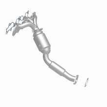 Load image into Gallery viewer, Magnaflow 09-10 Ford Focus 2.0L Direct Fit Converter
