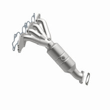 Load image into Gallery viewer, MagnaFlow Conv DF 08-09 Ford Focus 2.0L

