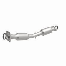 Load image into Gallery viewer, Magnaflow 13-15 Nissan Sentra 1.8L California Grade CARB Compliant DF Catalytic Converter
