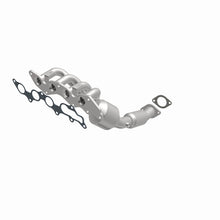Load image into Gallery viewer, MagnaFlow Conv DF 05-06 Ford Focus 2.0L
