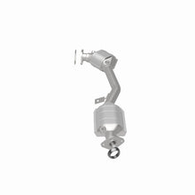 Load image into Gallery viewer, Magnaflow Conv DF 04 Forester 2.5L Rr CA
