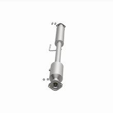 Load image into Gallery viewer, Magnaflow 14 Hyundai Sonata 2.4L Direct Fit Cat Converter
