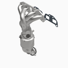Load image into Gallery viewer, MagnaFlow 02-06 Nisssan Altima/Sentra V4 2.5L Manifold Direct Fit Catalytic Converter
