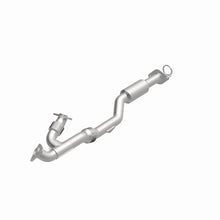 Load image into Gallery viewer, MagnaFlow Direct-Fit OEM EPA Compliant Catalytic Converter - 13-15 Nissan Pathfinder V6 3.5L
