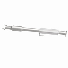 Load image into Gallery viewer, Magnaflow 12-14 Azera 3.3L Underbody Direct Fit Converter

