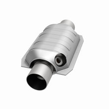 Load image into Gallery viewer, MagnaFlow Conv Univ 2.5 W/Dual O2 Boss
