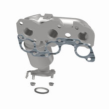 Load image into Gallery viewer, Magnaflow 01-03 Toyota Sienna 3.0L Direct Fit Converter
