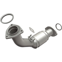 Load image into Gallery viewer, MagnaFlow Conv DF 99-02 Toyota 4 Runner 3.4L Front
