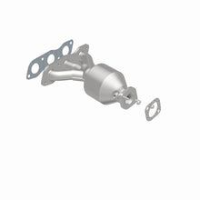 Load image into Gallery viewer, MagnaFlow Conv DF 07-09 Mitsu Outlander 3.0L
