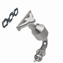 Load image into Gallery viewer, Magnaflow Conv DF 02-05 Ford Escape 3.0L
