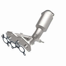 Load image into Gallery viewer, Magnaflow 11-15 Toyota Sienna 3.5L Direct Fit Converter
