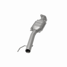 Load image into Gallery viewer, Magnaflow Conv DF 2005 Ford Escape 3.0L
