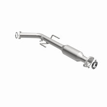 Load image into Gallery viewer, Magnaflow 01-03 Toyota Sienna 3.0L Direct Fit Converter
