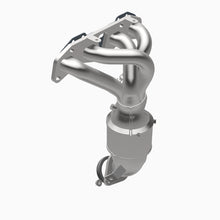 Load image into Gallery viewer, MagnaFlow Conv DF 02-06 Sentra 2.5L OEM
