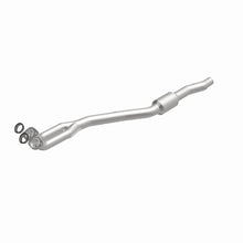 Load image into Gallery viewer, MagnaFlow Conv DF 97-98 BMW 540i 4.4L / 740I 4.4L / 96-98 740IL 4.4L P/S
