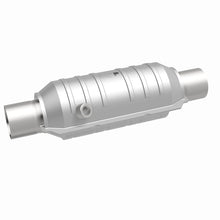 Load image into Gallery viewer, Magnaflow Conv Univ 2.25 HM Angled O2
