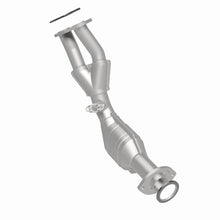 Load image into Gallery viewer, MagnaFlow Conv DF 01-04 Toyota Tacoma 2.7L
