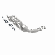 Load image into Gallery viewer, MagnaFlow Conv DF 05-06 Ford Focus 2.0L
