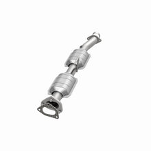 Load image into Gallery viewer, MagnaFlow Conv DF 98-00 Ford Ranger 4.0L/3.0L Rear / 98-00 Mazda B300 3.0L / B4000 4.0L Rear

