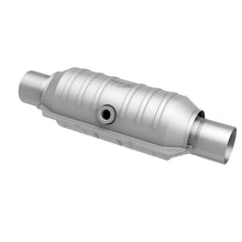 Load image into Gallery viewer, MagnaFlow Conv Universal 2.50 Midbed O2 Rear CA
