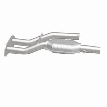 Load image into Gallery viewer, MagnaFlow Conv DF 98 GM Truck 5.7L
