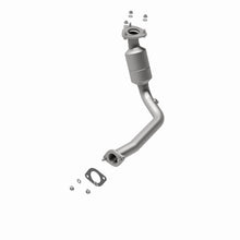 Load image into Gallery viewer, MagnaFlow Conv DF 04 Chevy Malibu 3.5L
