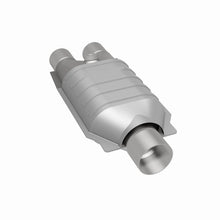 Load image into Gallery viewer, MagnaFlow Conv Univ 2/2.5 Single O2 Boss

