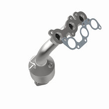 Load image into Gallery viewer, MagnaFlow Conv DF 04-06 Toyota Sienna 3.3L

